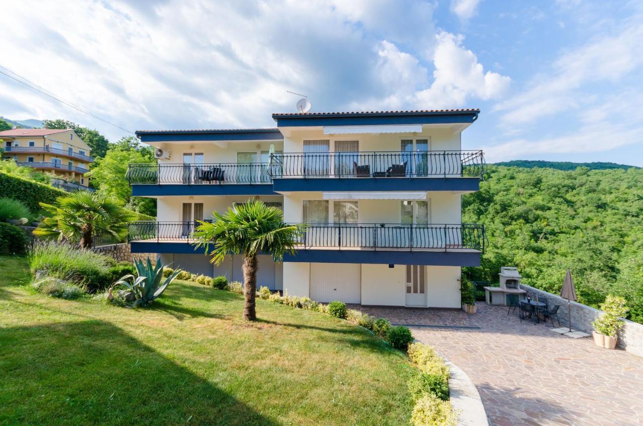 Apartments Marijana Ičići 外观 照片