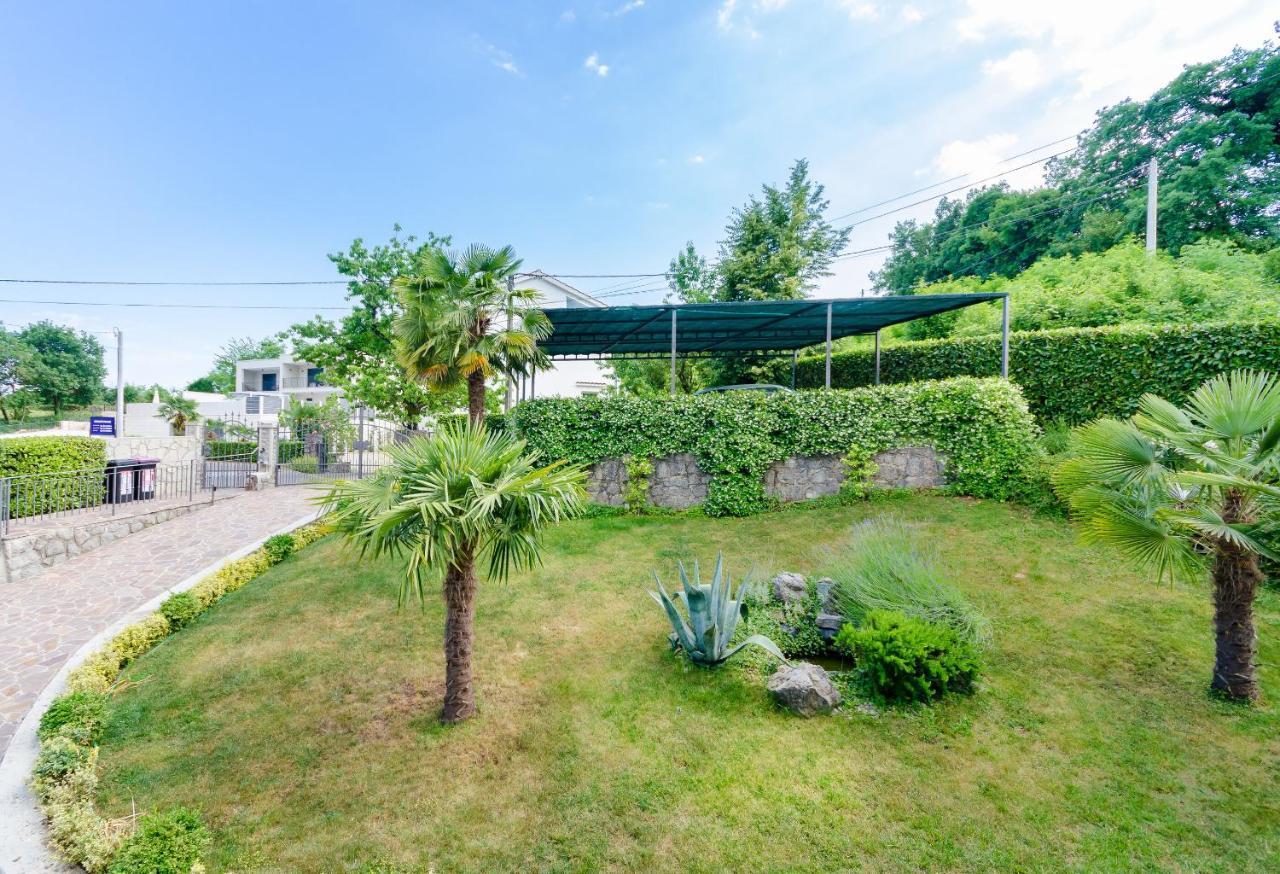 Apartments Marijana Ičići 外观 照片